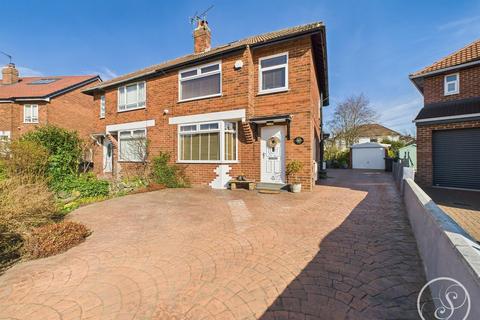 4 bedroom semi-detached house for sale, Buckstone Grove, Leeds