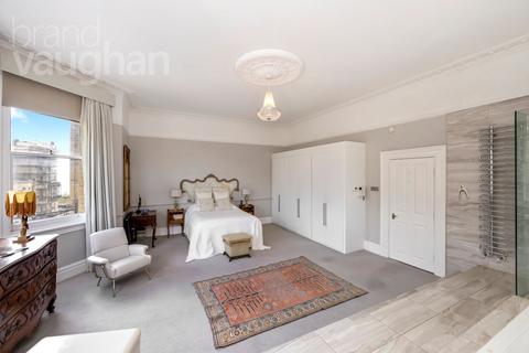 3 bedroom flat for sale, First Avenue, Hove, East Sussex, BN3