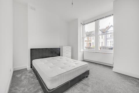 2 bedroom apartment to rent, Fortune Gate Road London NW10