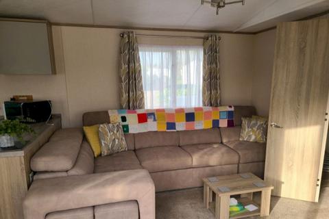 undefined, Carnaby Oakdale Centre Lounge 2021 Waveney Valley Lakes, Wortwell IP20
