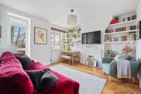 2 bedroom flat for sale, Southwell House, London, N16