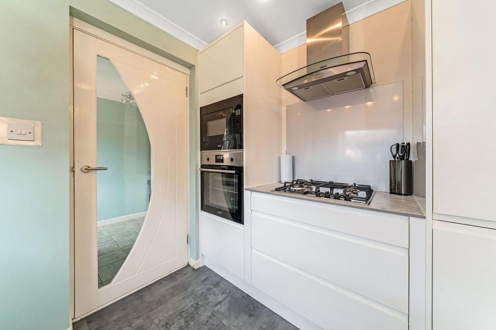 Kitchen/Dining Area