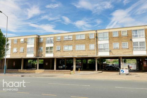 2 bedroom flat for sale, London Road, Romford