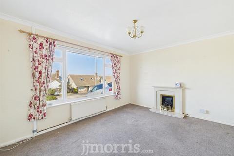 2 bedroom detached bungalow for sale, 23 Heol Dewi, Fishguard