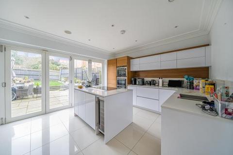 Ashridge Close, London