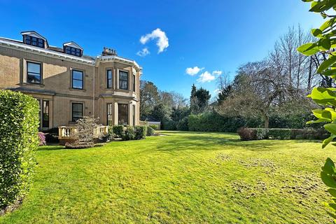 4 bedroom townhouse for sale, Booth Road, Altrincham