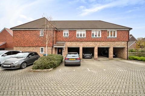 2 bedroom coach house for sale, Ridgeway, Haywards Heath, RH17