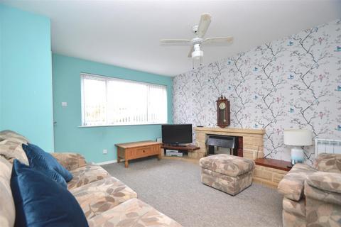 3 bedroom terraced house for sale, Lansdown Gardens, Chillerton