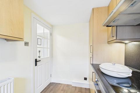 2 bedroom flat for sale, Grey Row, Ruthvenfield PH1