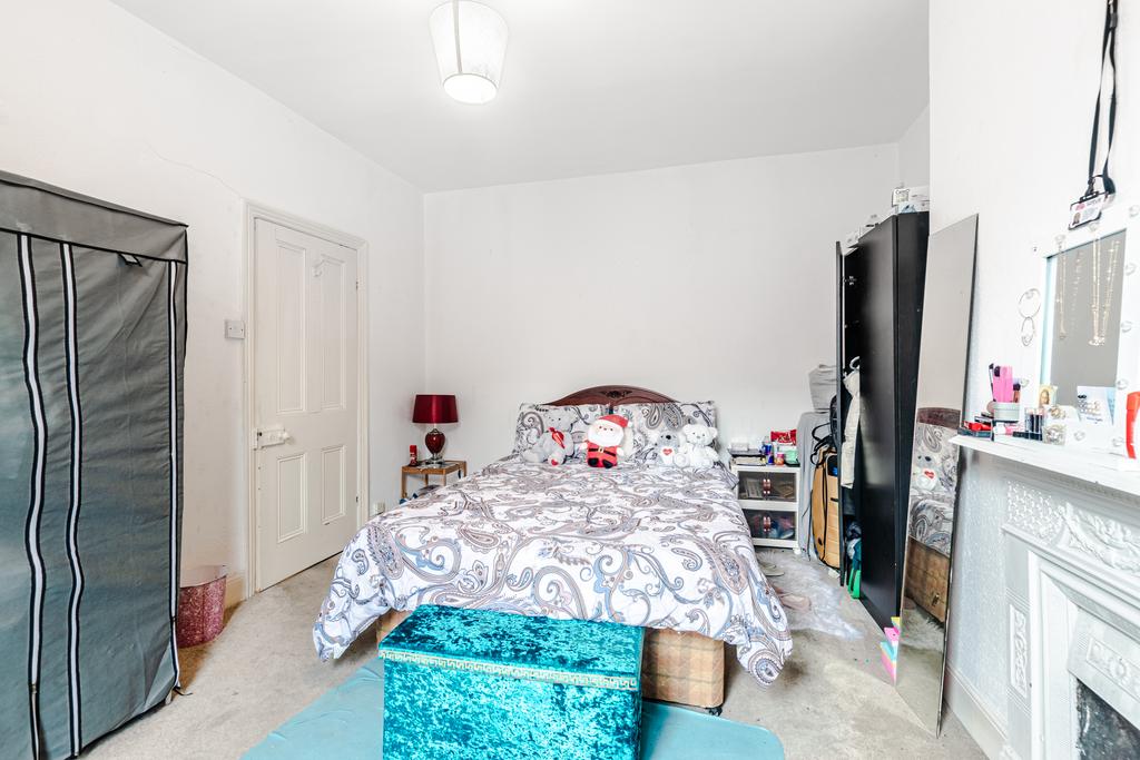 Bedroom2