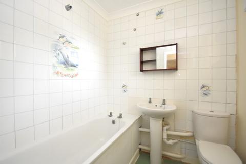 1 bedroom flat for sale, Australia Close, Portsmouth PO1