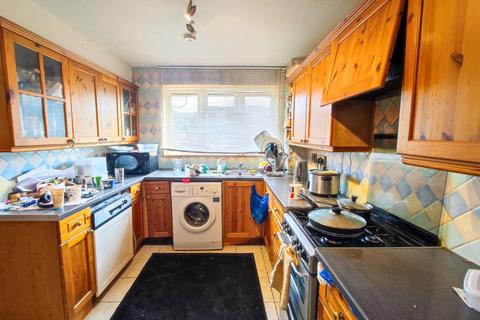 3 bedroom maisonette for sale, Maxey Road, Woolwich, SE18