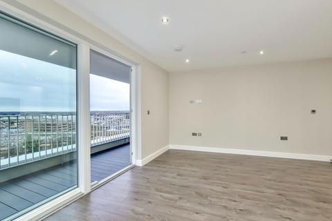 3 bedroom apartment for sale, 24 Junction Court, Watford