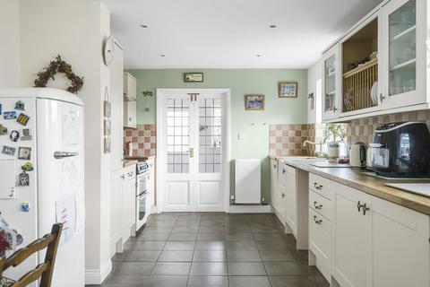 2 Browning Drive, Bicester, OX26 2XH
