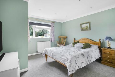 2 Browning Drive, Bicester, OX26 2XH