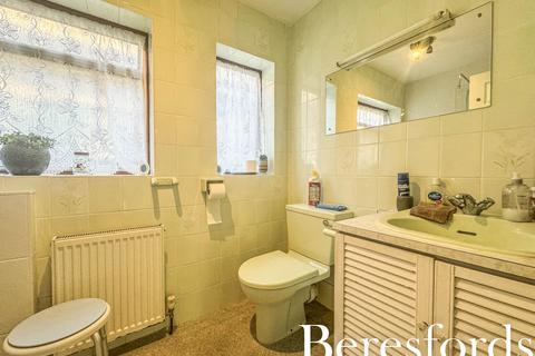 44 Coleridge Road, Romford, RM3 7BB