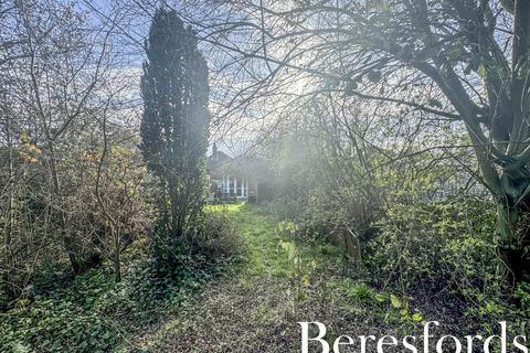 44 Coleridge Road, Romford, RM3 7BB