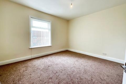 2 bedroom terraced house to rent, Edge Lane, Droylsden, Manchester, Greater Manchester, M43