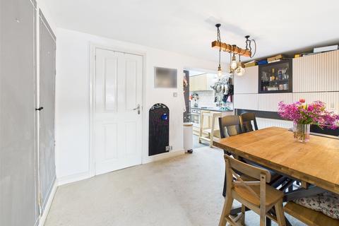 2 bedroom terraced house for sale, London Road, Cheltenham, Gloucestershire, GL52