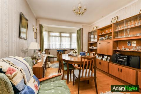 3 bedroom maisonette for sale, Fallow Court Avenue, London N12