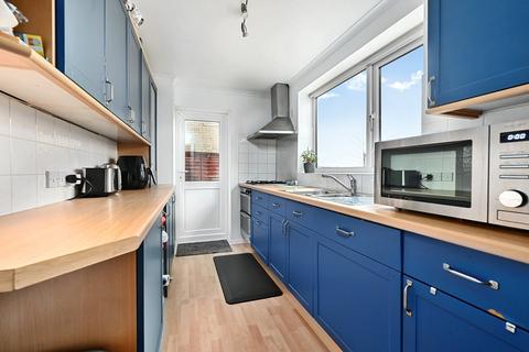 undefined, Warren Rise, Frimley, Camberley, Surrey, GU16