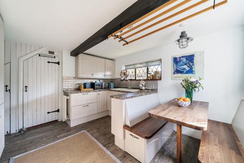 3 bedroom cottage for sale, 40 Sea Lane, Middleton-On-Sea, PO22