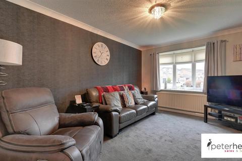 4 bedroom semi-detached house for sale, Shalcombe Close, Broadway Grange, Sunderland