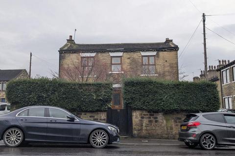 3 bedroom detached house for sale, Bradford Road, Idle, Bradford