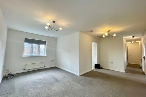 2 bedroom flat to rent, Sunderland Gardens, Newbury RG14