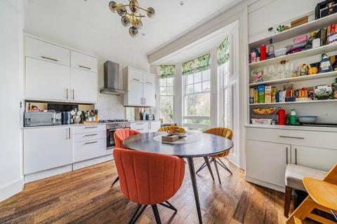 3 bedroom flat for sale, Randolph Avenue, Maida Vale