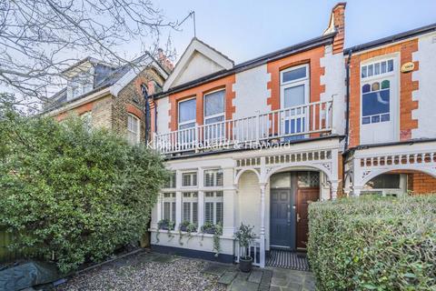 3 bedroom flat for sale, Tetherdown, Muswell Hill