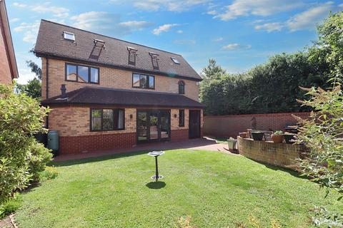 6 bedroom detached house for sale, Timbers Close, Great Notley, Braintree