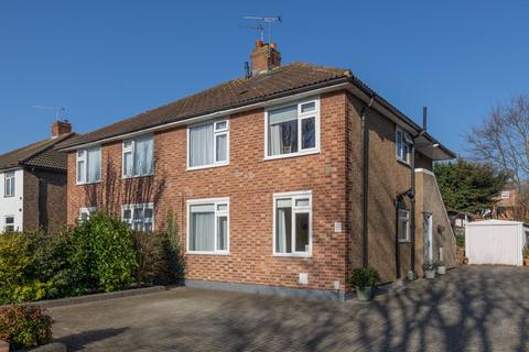 2 bedroom maisonette for sale, River Way, Loughton, Essex