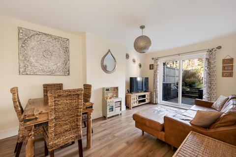 2 bedroom maisonette for sale, River Way, Loughton, Essex