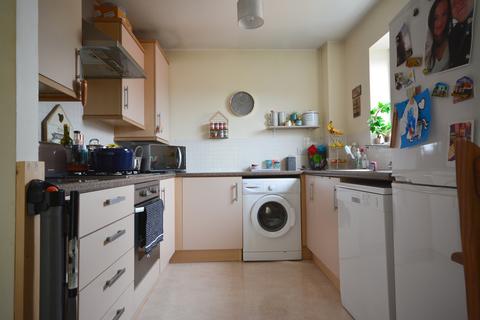 2 bedroom house to rent, Austin Way, Bracknell, RG12