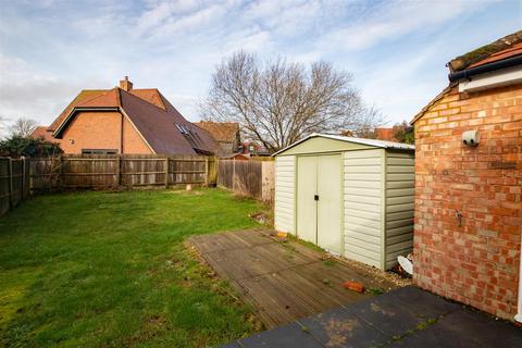 3 bedroom terraced house to rent, Pitcher Lane, Loughton