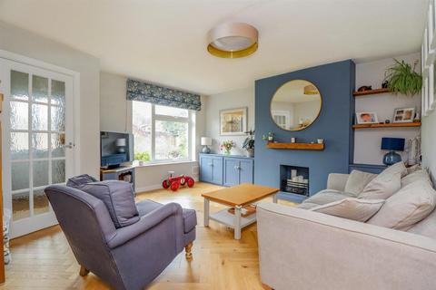 3 bedroom semi-detached house for sale, West Parade, Horsham