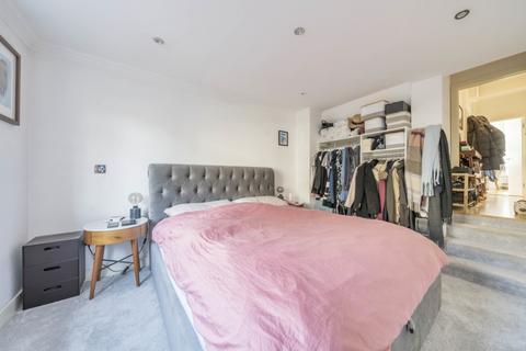 2 bedroom apartment to rent, Cornwall Road London N4