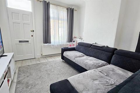 2 bedroom terraced house for sale, Western Road, Leicester