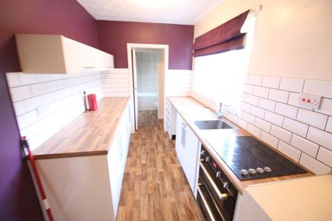 2 bedroom house to rent, Barningham Street, Darlington DL3