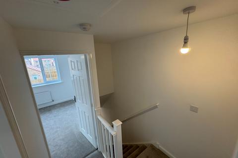 2 bedroom semi-detached house to rent, Forterra Way, Doncaster