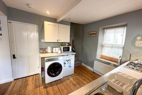 2 bedroom end of terrace house for sale, St. Johns Street, Silsden