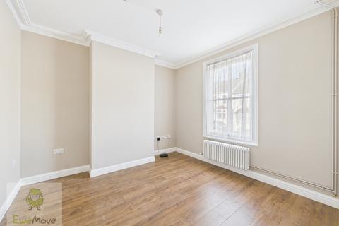 19 Gordon Road, Rochester, ME2 3HG