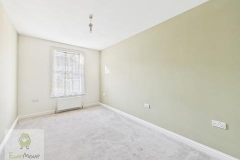 19 Gordon Road, Rochester, ME2 3HG