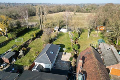 4 bedroom detached house for sale, Potash Road, Billericay, Essex, CM11