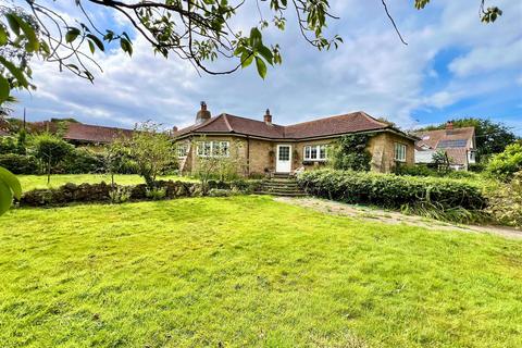 2 bedroom semi-detached bungalow for sale, Totland Bay, Isle of Wight