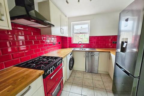 2 bedroom end of terrace house to rent, Bedwell Close, Welwyn Garden City, AL7