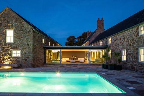 9 bedroom detached house for sale, Trinity