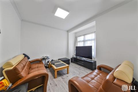 4 bedroom terraced house for sale, Russell Avenue London N22