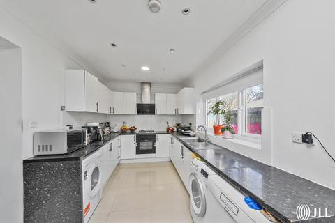 4 bedroom terraced house for sale, Russell Avenue London N22